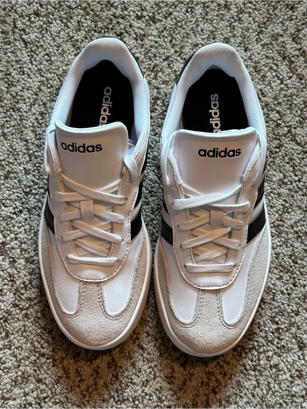 adidas classic women